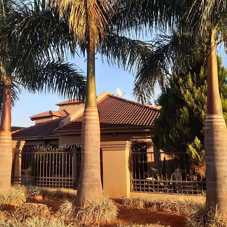 Bed and Breakfast Lullaby Pearl Luxury Tzaneen Exterior foto